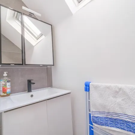 La Maison Des Salines - Proche De La Gare Apartment *